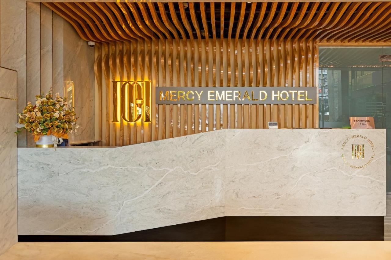 Mercy Emerald Hotel Ντα Νανγκ Εξωτερικό φωτογραφία
