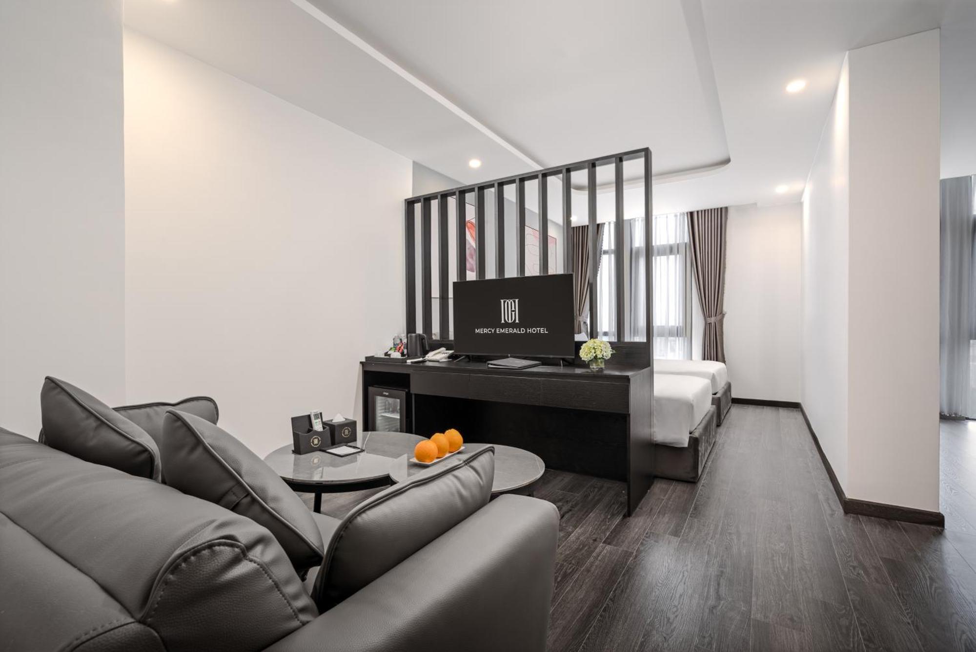 Mercy Emerald Hotel Ντα Νανγκ Εξωτερικό φωτογραφία