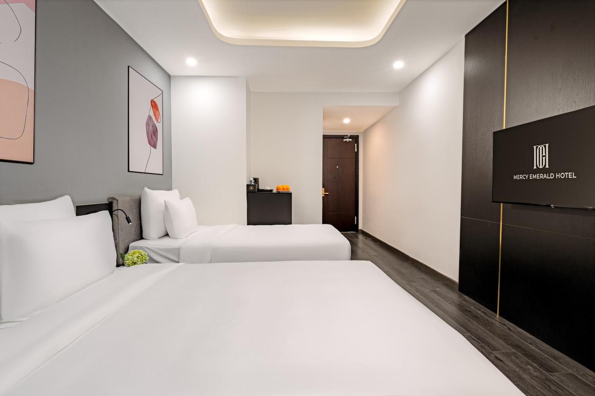 Mercy Emerald Hotel Ντα Νανγκ Εξωτερικό φωτογραφία